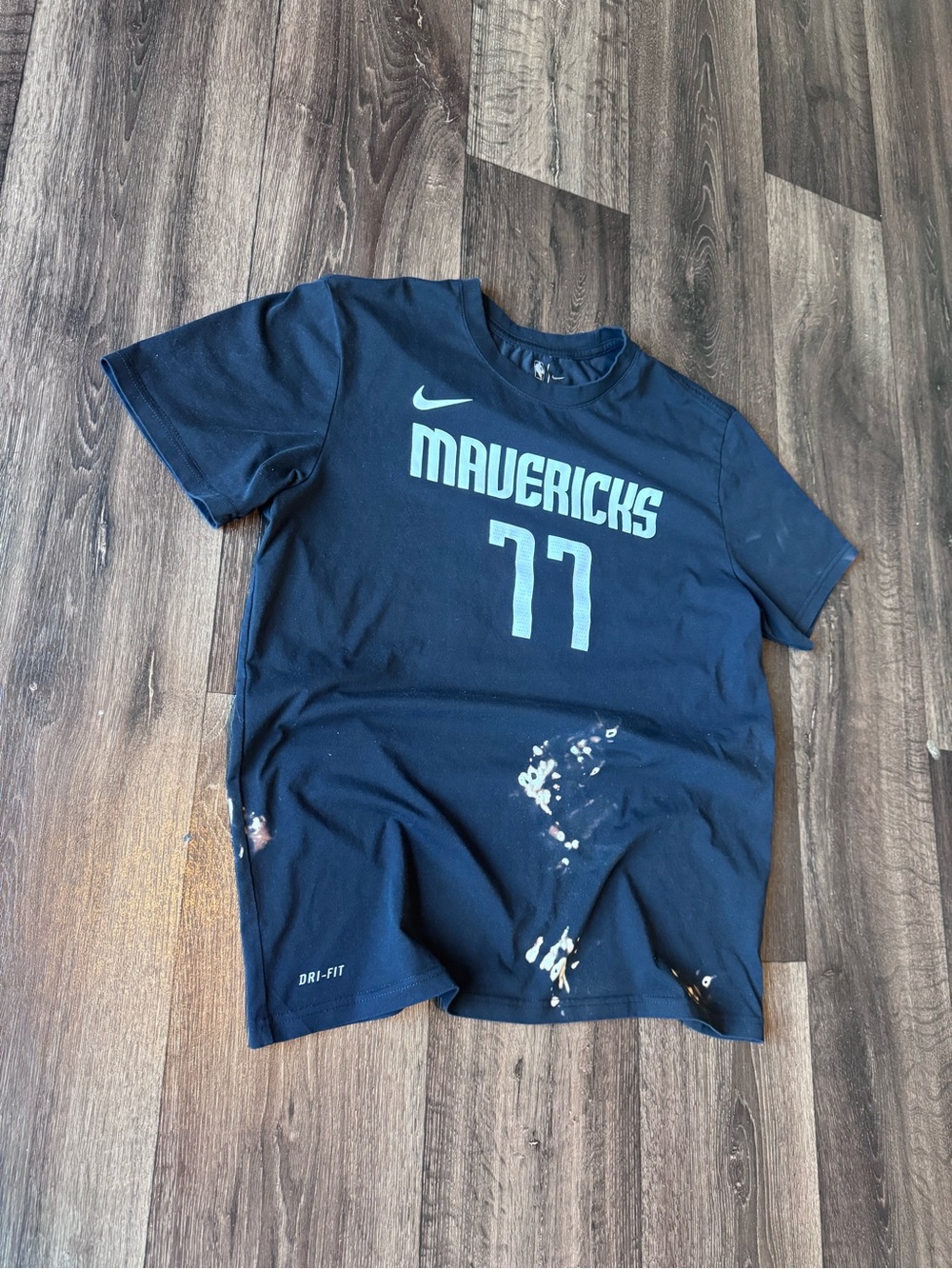 Nike Mavericks Luka 77 Navy Tee with Light Blue Graphics
